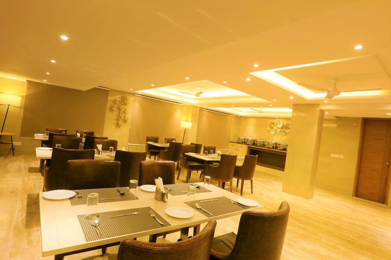 Star 17 Hotel New Delhi