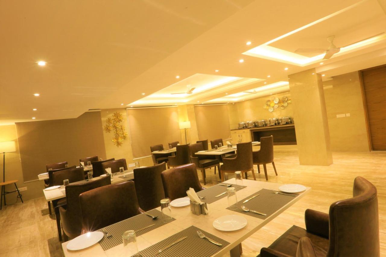 Hotel Star 17 New Delhi